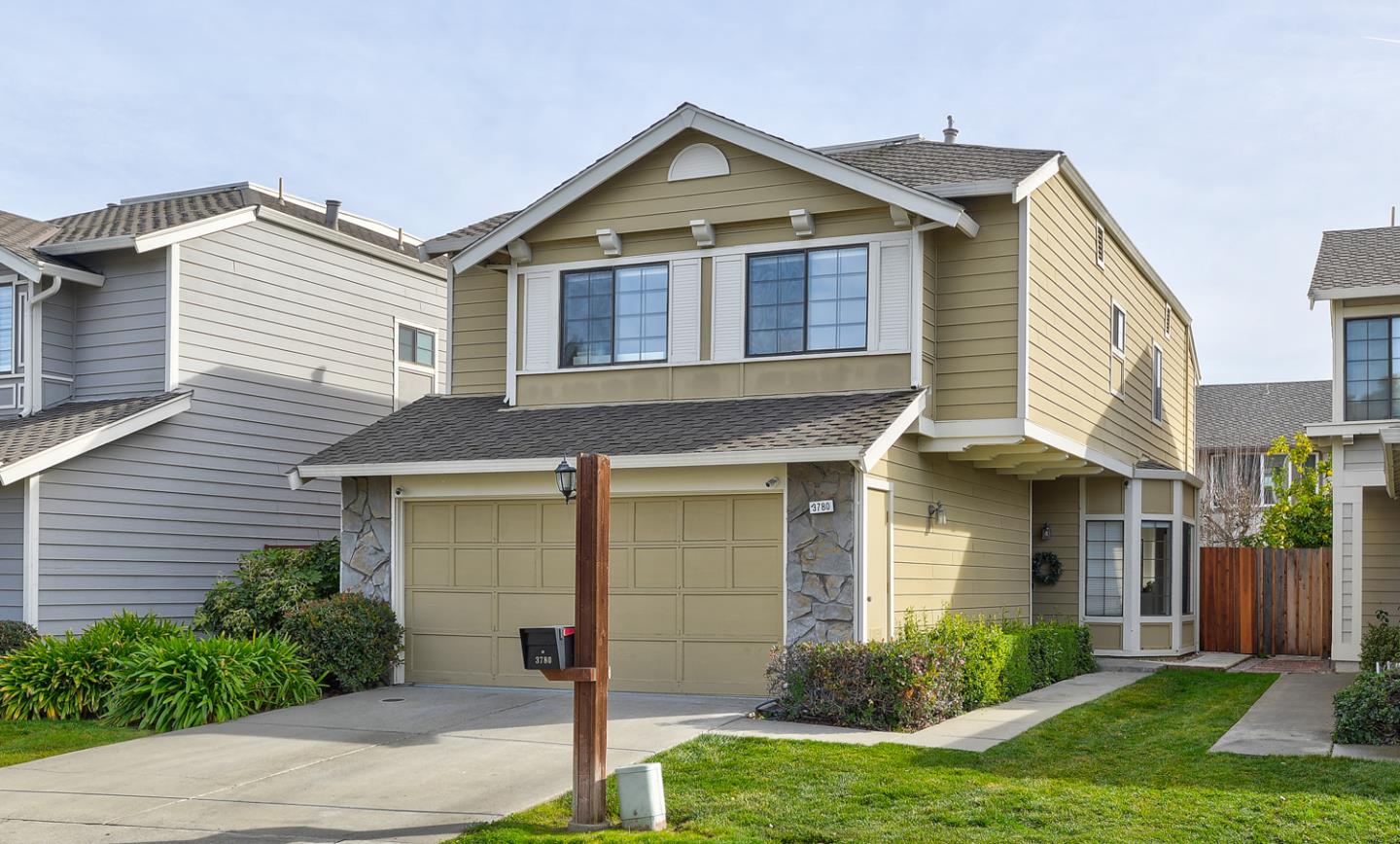 Detail Gallery Image 1 of 1 For 3780 Goldfinch Ter, Fremont,  CA 94555 - 4 Beds | 2/1 Baths
