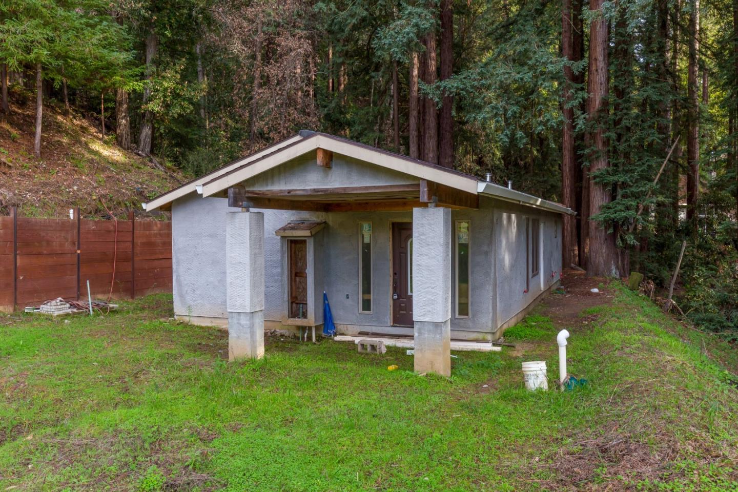 16310 Redwood Lodge Rd, Los Gatos, CA 95033 1 Beds 1 Baths (Sold