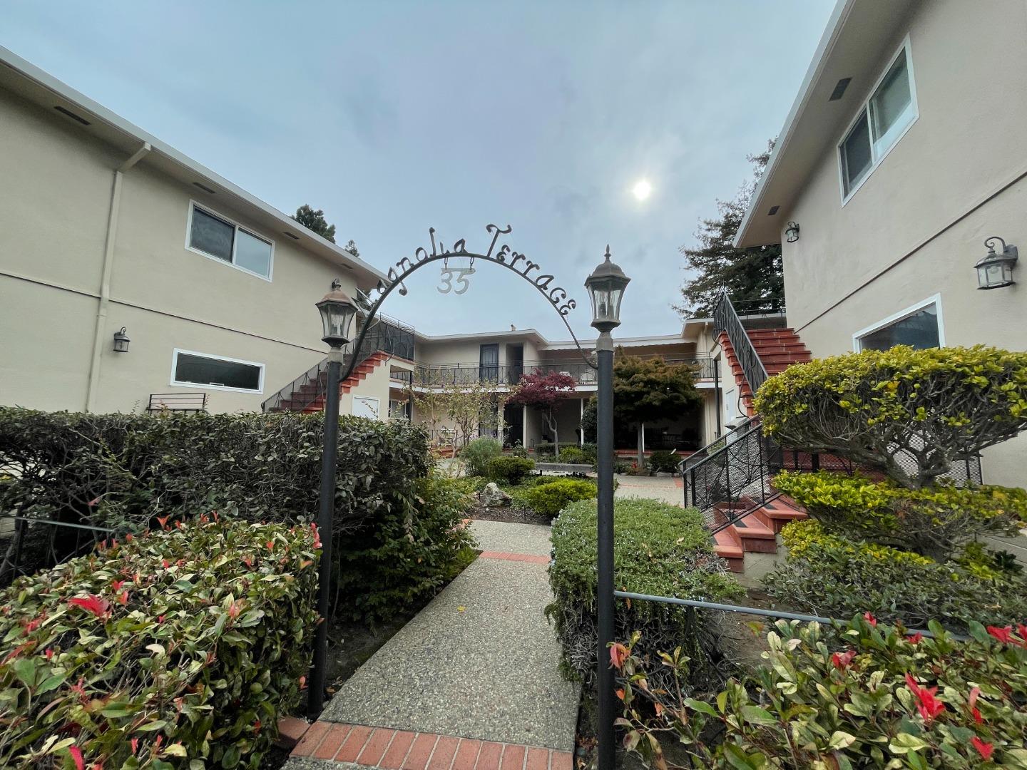 Detail Gallery Image 1 of 1 For 35 S Magnolia Ave #2,  Millbrae,  CA 94030 - 1 Beds | 1 Baths
