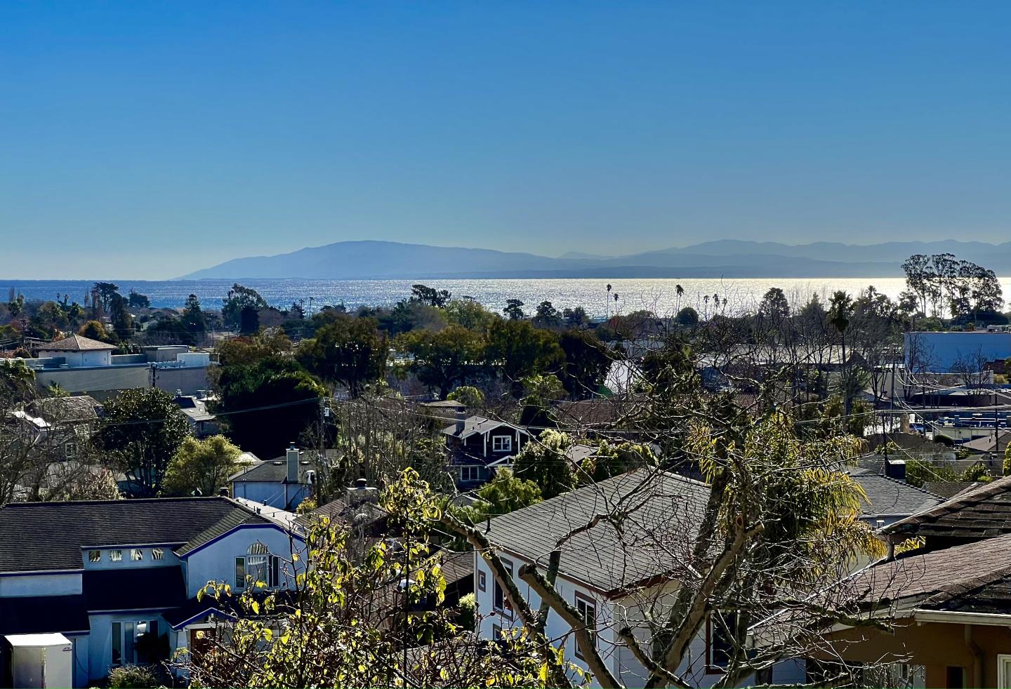 Detail Gallery Image 1 of 1 For 111 Escalona Ct, Santa Cruz,  CA 95060 - 3 Beds | 2 Baths