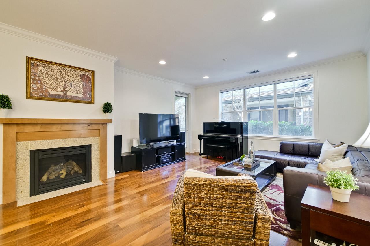 Detail Gallery Image 1 of 1 For 2881 Meridian Ave #122,  San Jose,  CA 95124 - 2 Beds | 2 Baths