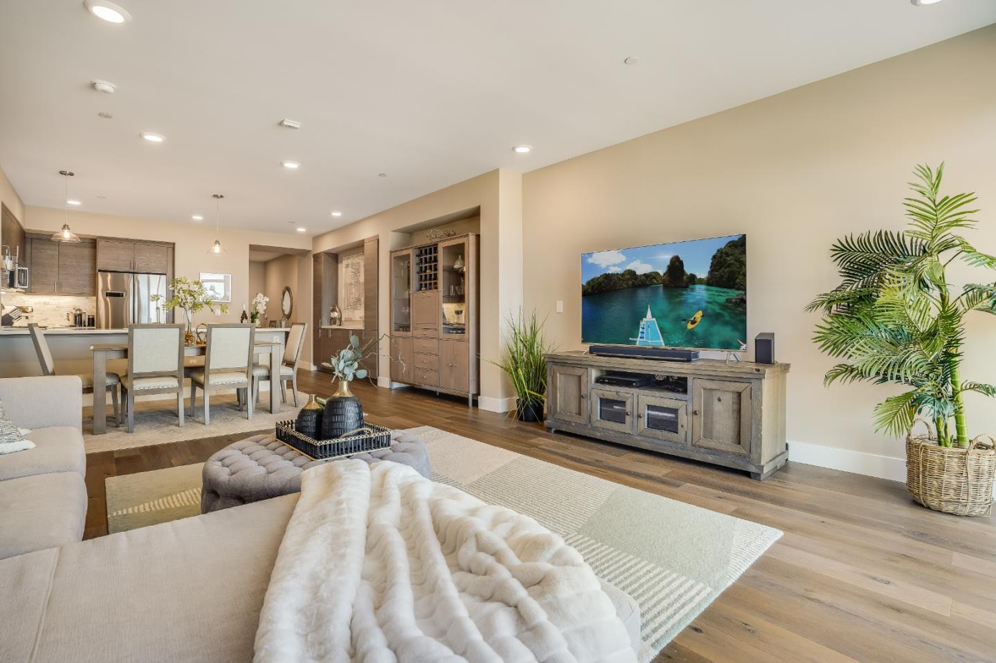 Detail Gallery Image 1 of 1 For 400 Mariners Island Blvd #203,  San Mateo,  CA 94404 - 3 Beds | 2 Baths