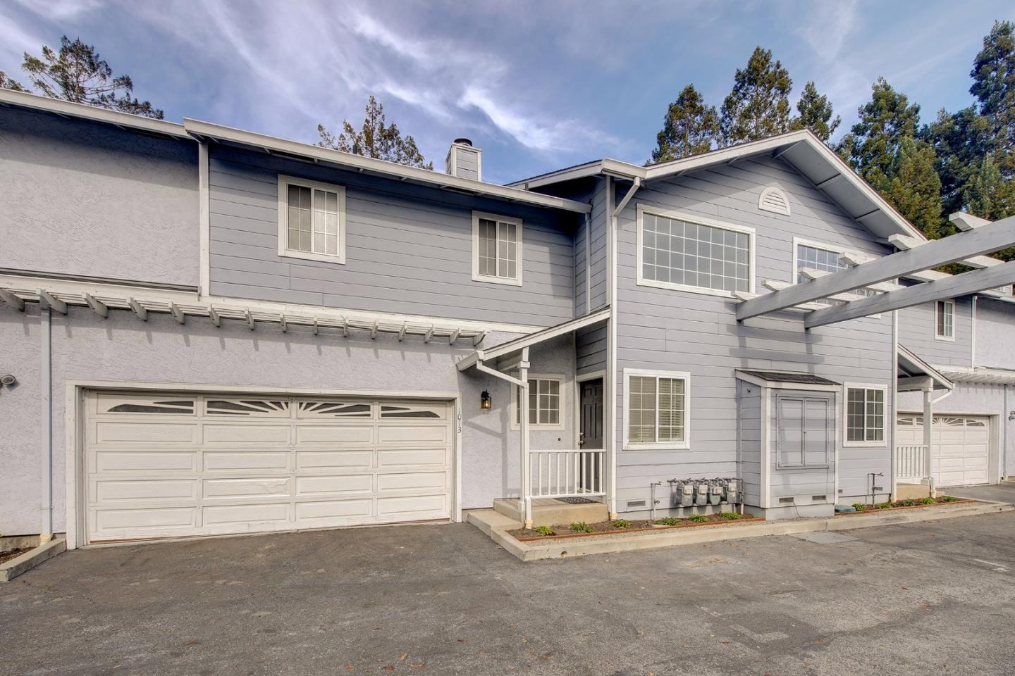 Detail Gallery Image 1 of 1 For 1013 Woodside Rd, Redwood City,  CA 94061 - 3 Beds | 2/1 Baths