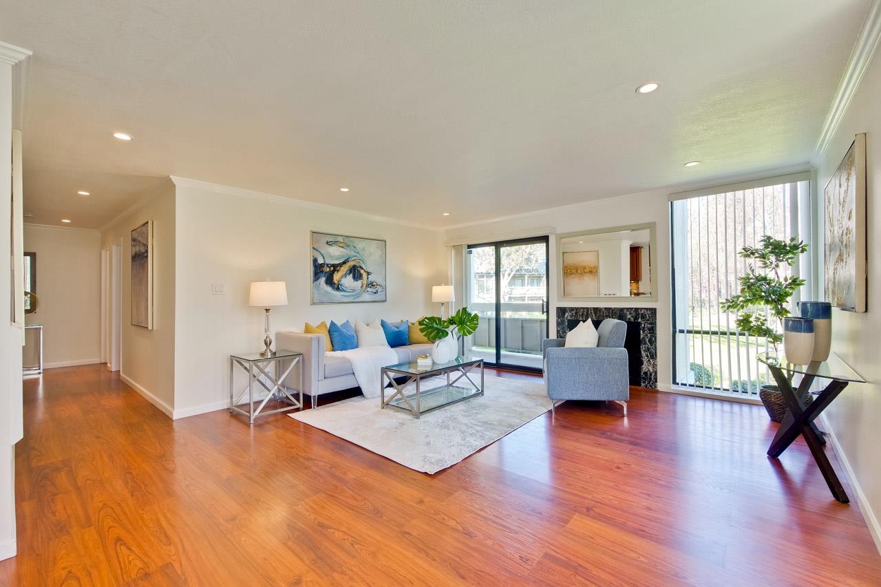 Detail Gallery Image 1 of 1 For 1131 Compass Ln #114,  Foster City,  CA 94404 - 2 Beds | 2 Baths