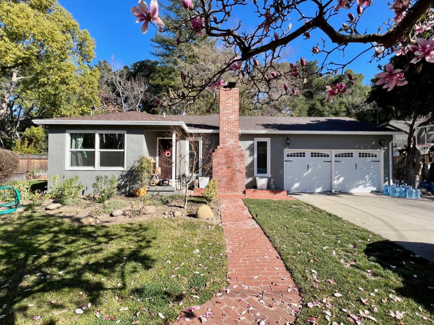 76 Oak Grove Ave, Los Gatos, CA 95030 3 Beds 2 Baths (Sold
