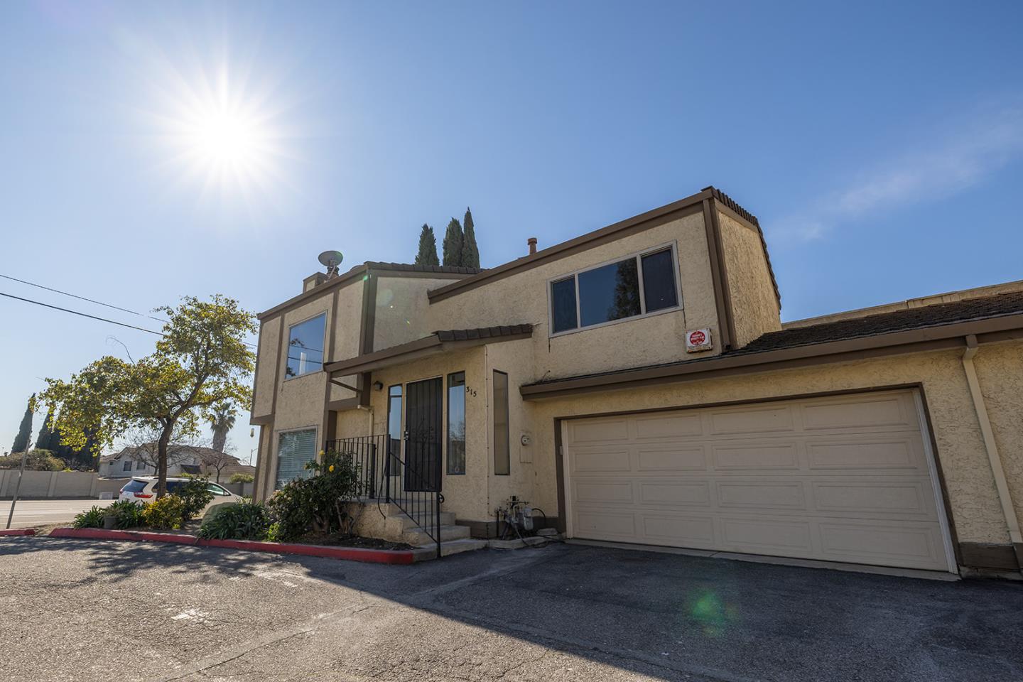 Detail Gallery Image 1 of 1 For 315 Giovanni Ct, San Jose,  CA 95133 - 2 Beds | 2/1 Baths