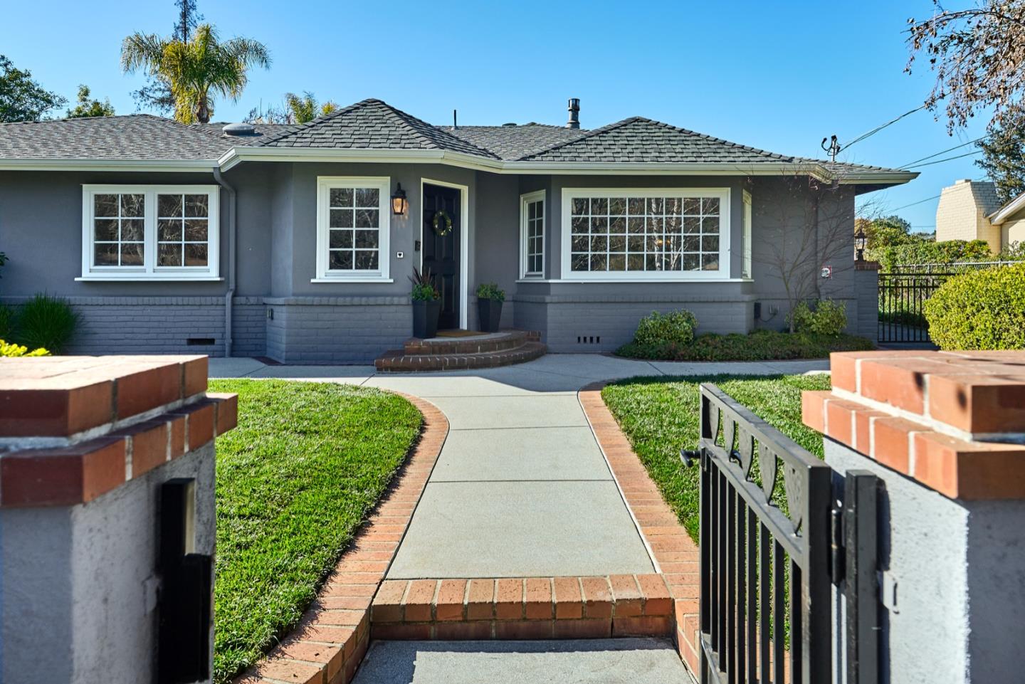 Detail Gallery Image 1 of 1 For 662 Campbell Ave, Los Altos,  CA 94024 - 3 Beds | 3 Baths