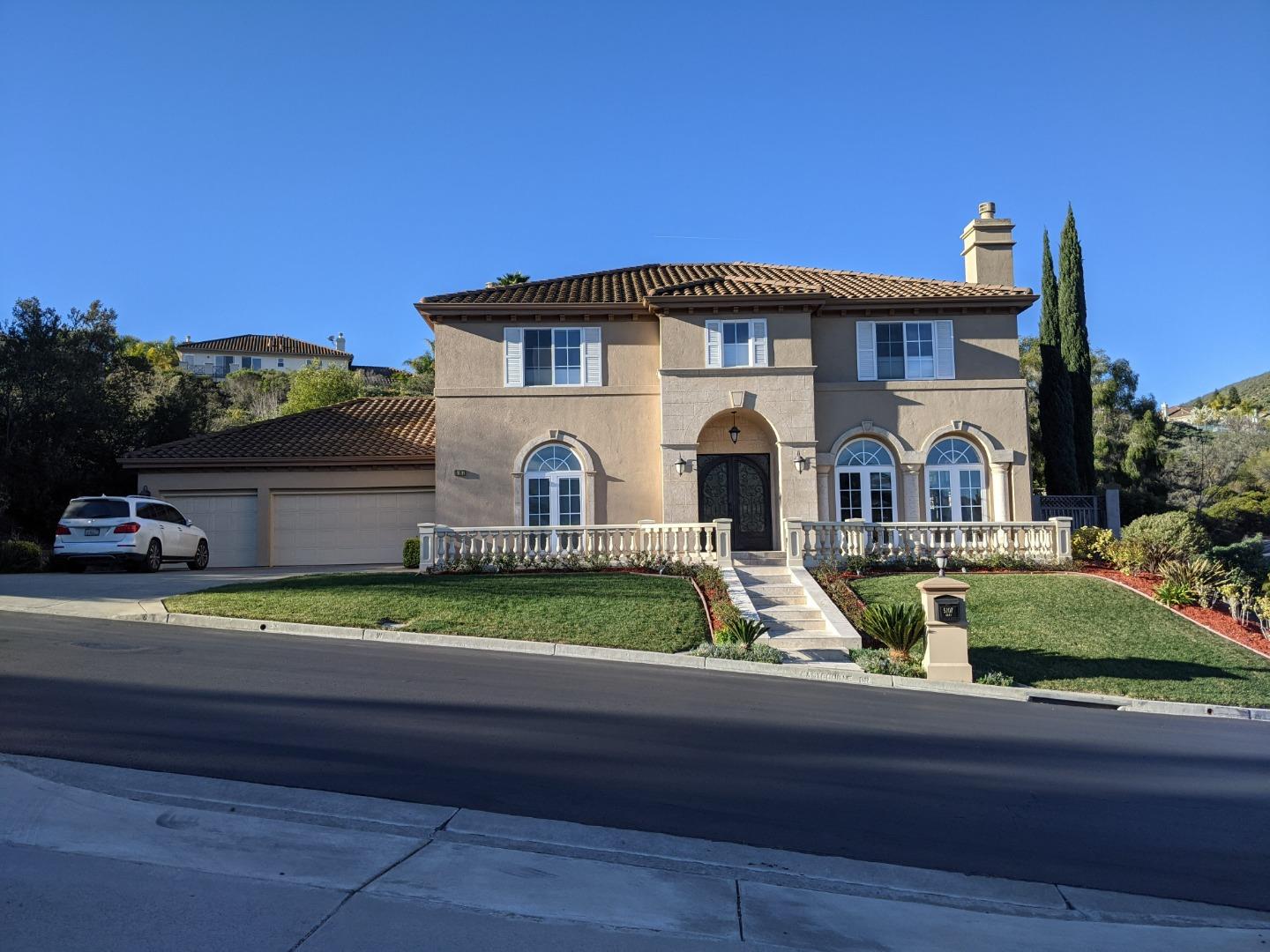 Detail Gallery Image 1 of 1 For 5107 Eastbourne Dr, San Jose,  CA 95138 - 5 Beds | 4/1 Baths