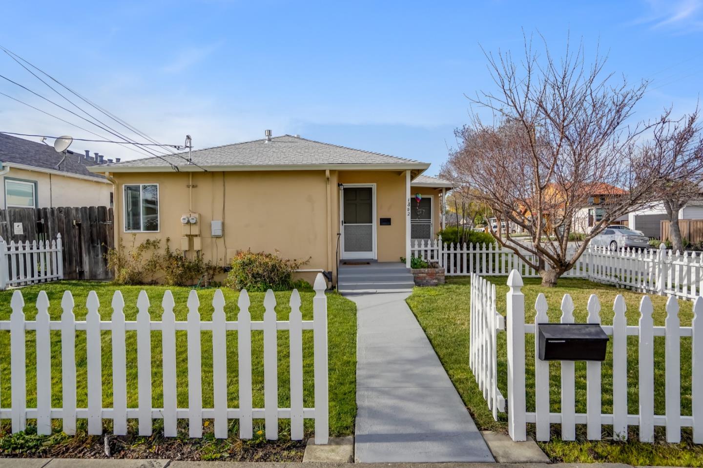 Detail Gallery Image 1 of 1 For 1802 Vera Ave, Redwood City,  CA 94061 - – Beds | – Baths