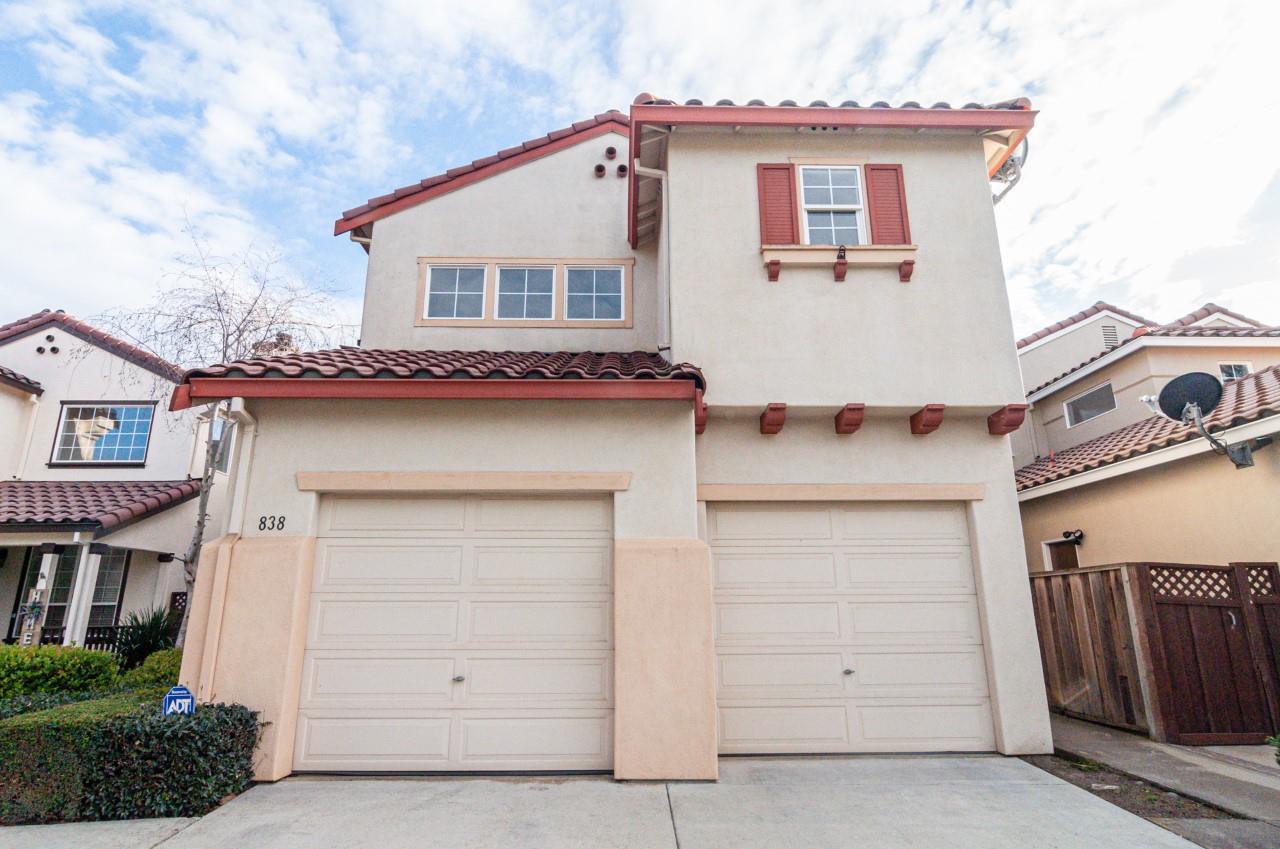 Detail Gallery Image 1 of 1 For 838 Castleton St, Salinas,  CA 93906 - 4 Beds | 2/1 Baths