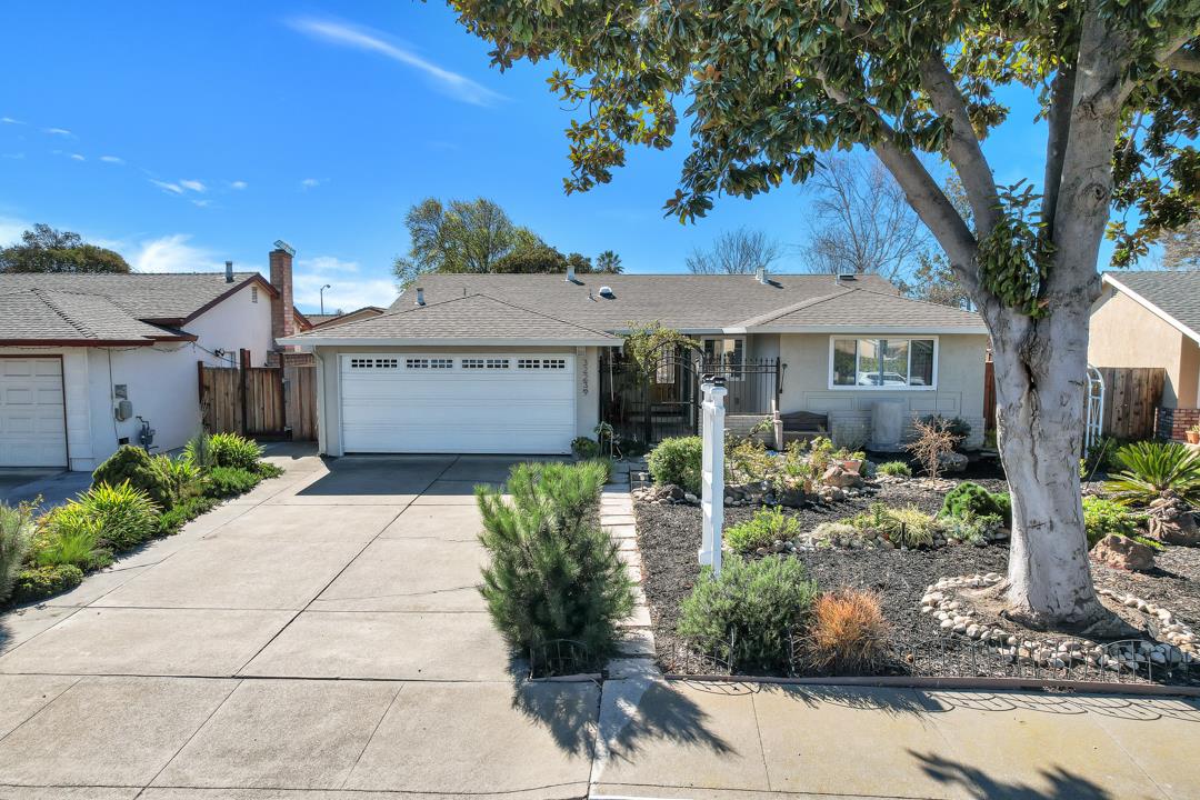 Detail Gallery Image 1 of 1 For 32239 Coronation Dr, Union City,  CA 94587 - 4 Beds | 2 Baths