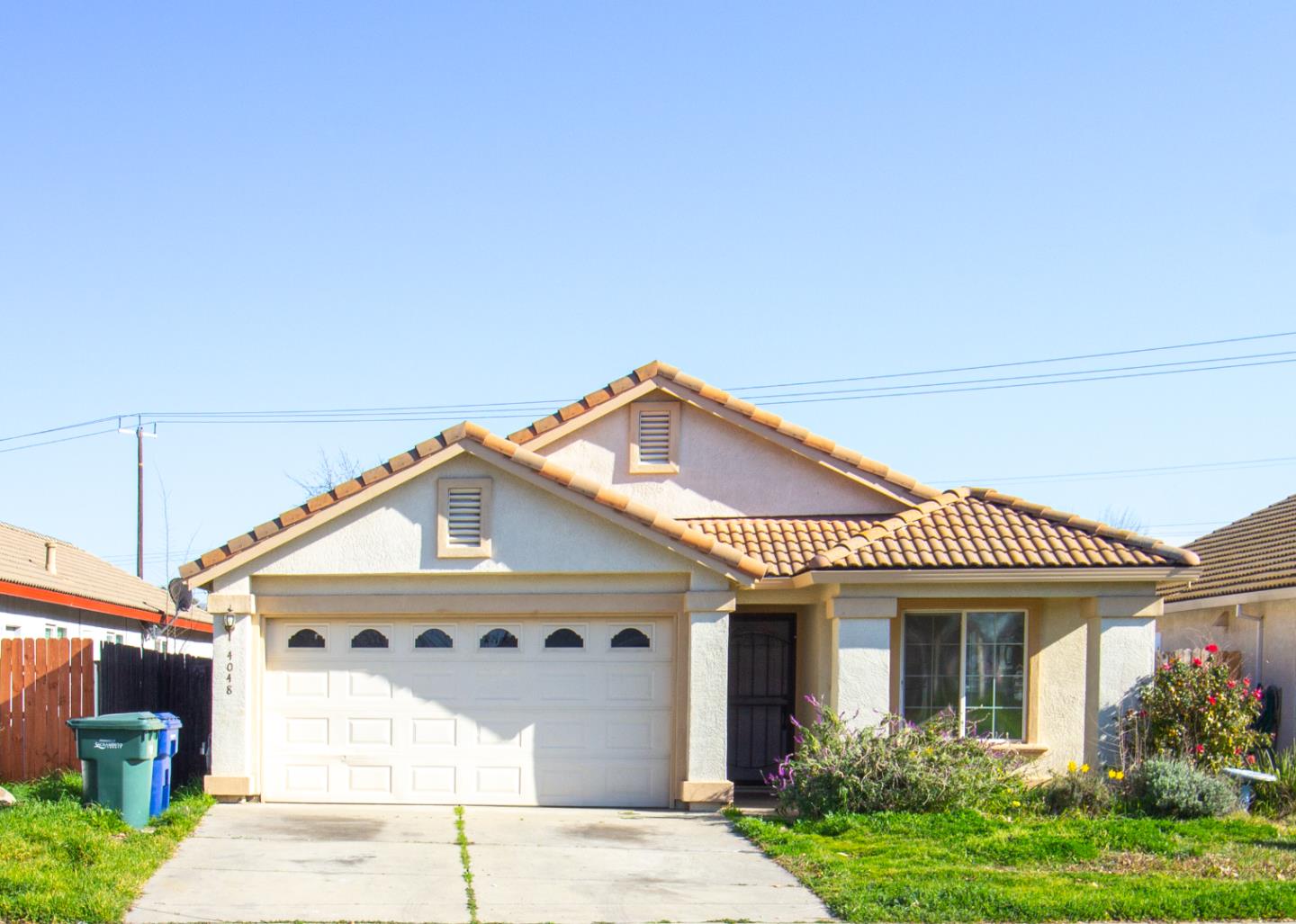 Detail Gallery Image 1 of 1 For 4048 Santa Fe Way, North Highlands,  CA 95660 - 4 Beds | 2 Baths