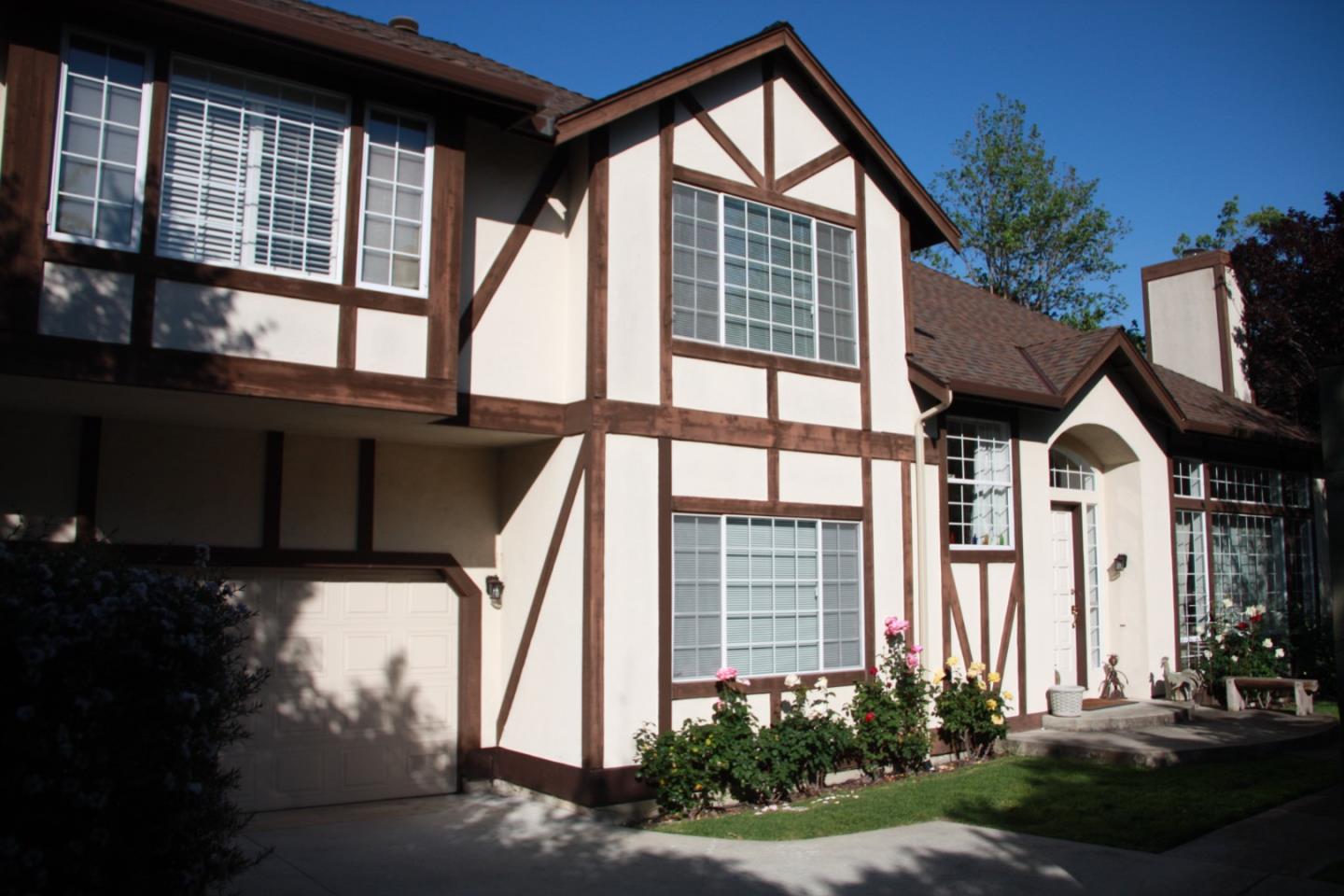 Detail Gallery Image 1 of 1 For 2479 Alameda De Las Pulgas, Redwood City,  CA 94061 - 4 Beds | 3/1 Baths