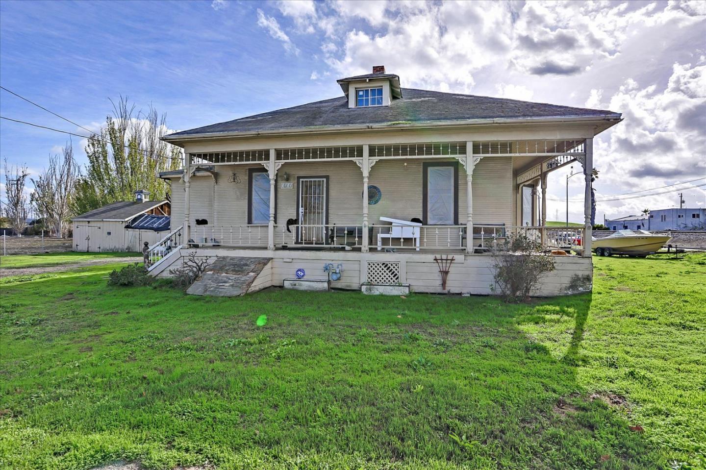 1413 El Dorado St, Alviso, CA 95002 2 Beds 1 Baths () ML81879098