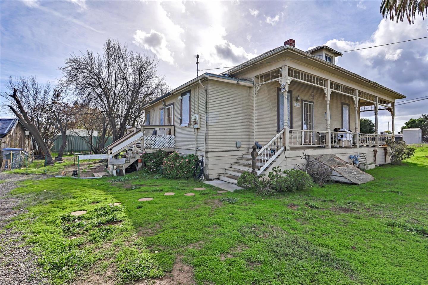 1413 El Dorado St, Alviso, CA 95002 2 Beds 1 Baths () ML81879098