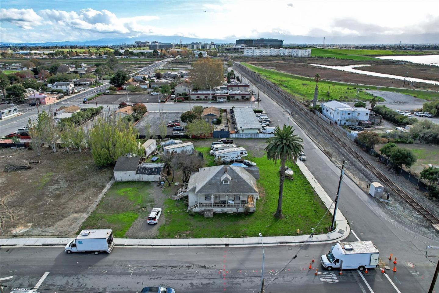 1413 El Dorado St, Alviso, CA 95002 2 Beds 1 Baths () ML81879098