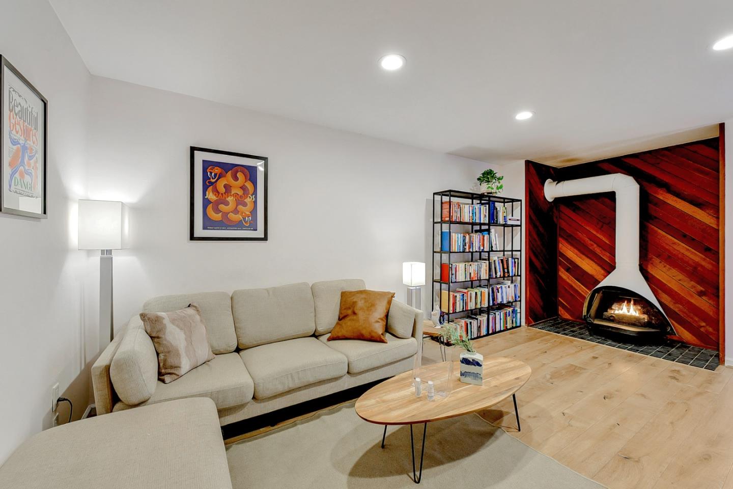 505 Cypress Point Dr 177, Mountain View, CA 94043 1 Beds 1 Baths