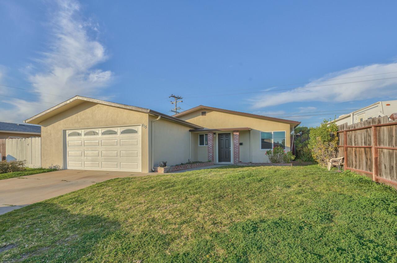 Detail Gallery Image 1 of 1 For 415 Rainier Dr, Salinas,  CA 93906 - 3 Beds | 2 Baths