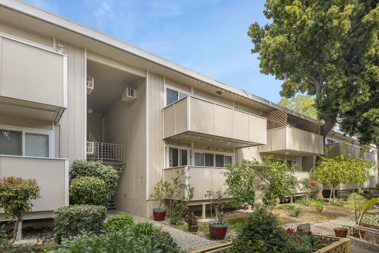 Detail Gallery Image 1 of 1 For 1898 Meridian Ave #41,  San Jose,  CA 95125 - 2 Beds | 2 Baths