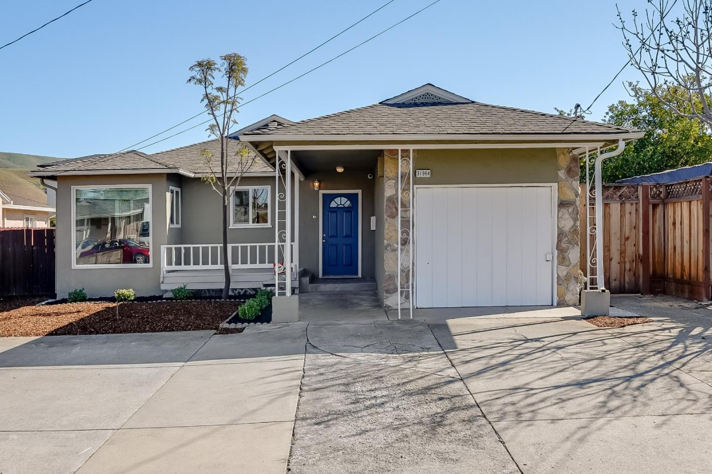 Detail Gallery Image 1 of 1 For 31964 Olean St, Hayward,  CA 94544 - 4 Beds | 1/1 Baths