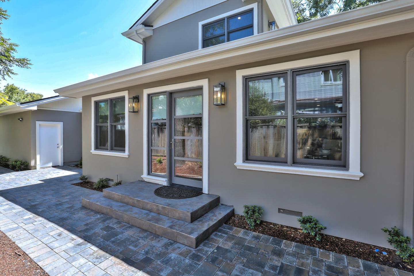 Detail Gallery Image 1 of 1 For 1949 San Ramon Ave, Mountain View,  CA 94043 - 3 Beds | 2 Baths