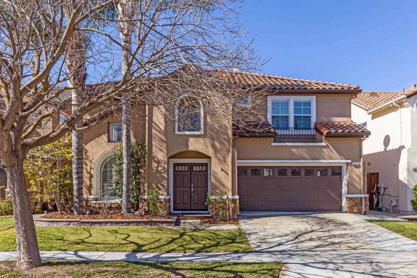 Detail Gallery Image 1 of 1 For 5977 Aster Dr, San Jose,  CA 95123 - 4 Beds | 4 Baths