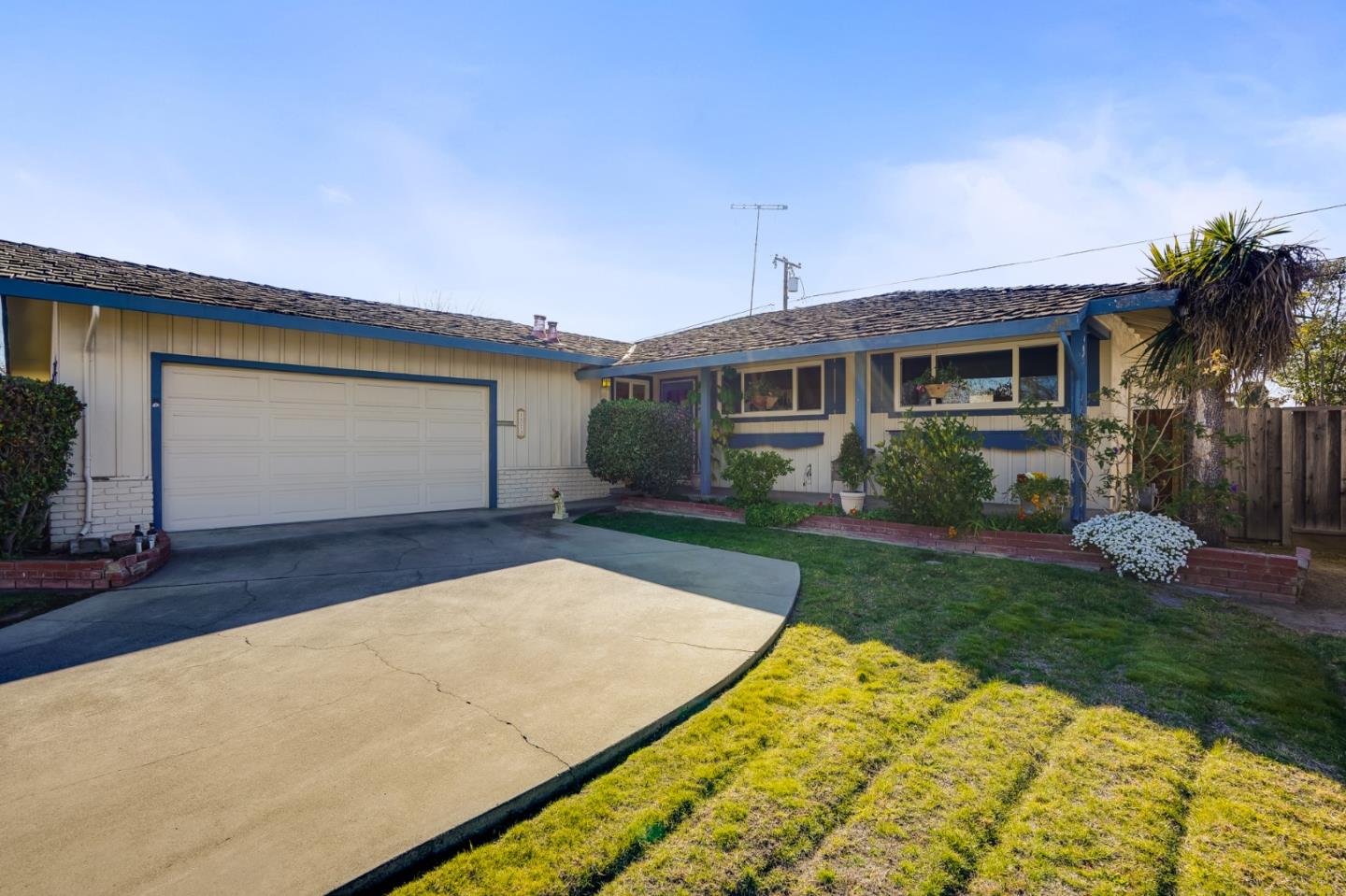 Detail Gallery Image 1 of 1 For 1573 Partridge Ct, Sunnyvale,  CA 94087 - 3 Beds | 2 Baths