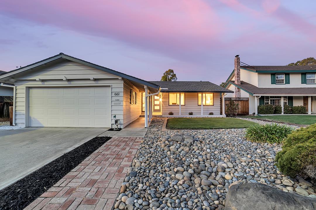 Detail Gallery Image 1 of 1 For 661 W Remington Dr, Sunnyvale,  CA 94087 - 3 Beds | 2 Baths