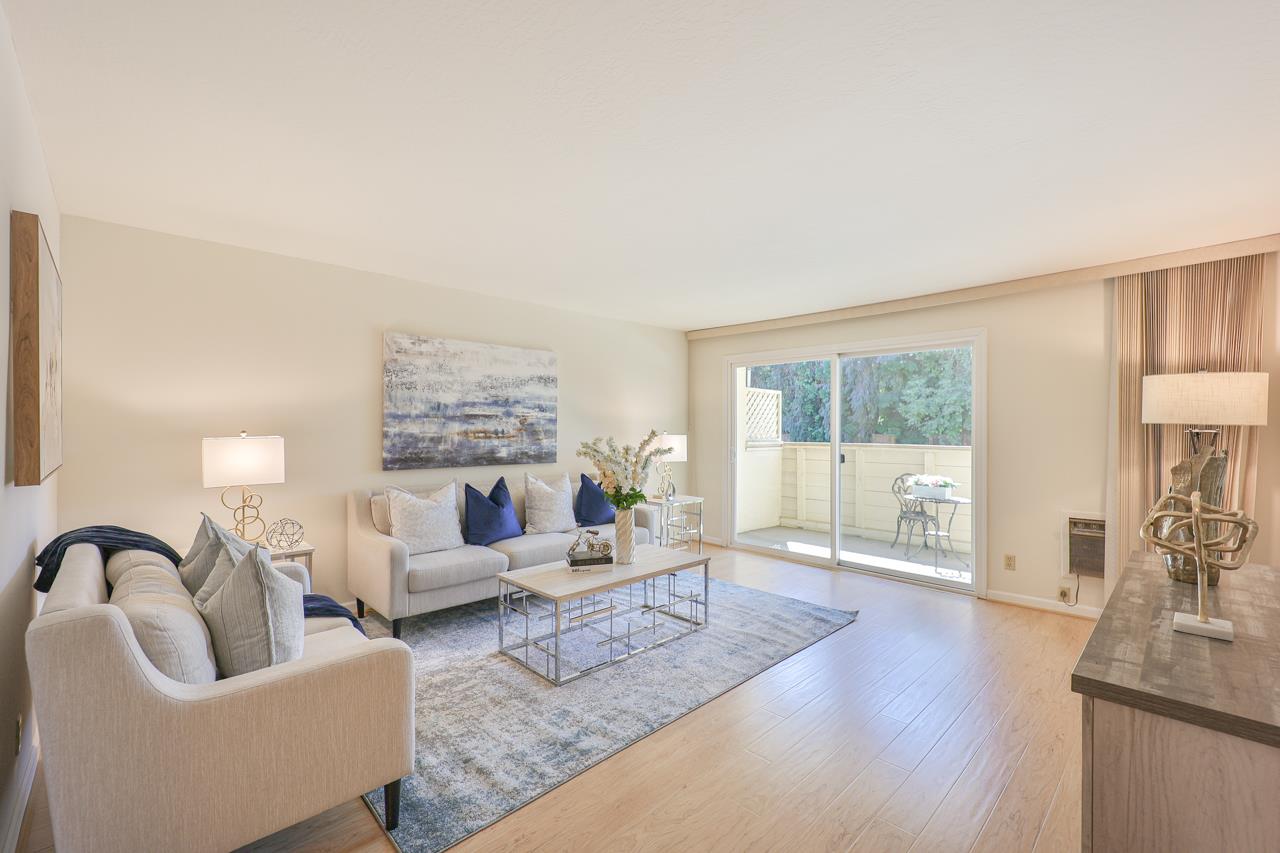 Detail Gallery Image 1 of 1 For 1033 Crestview Dr #104,  Mountain View,  CA 94040 - 2 Beds | 2 Baths