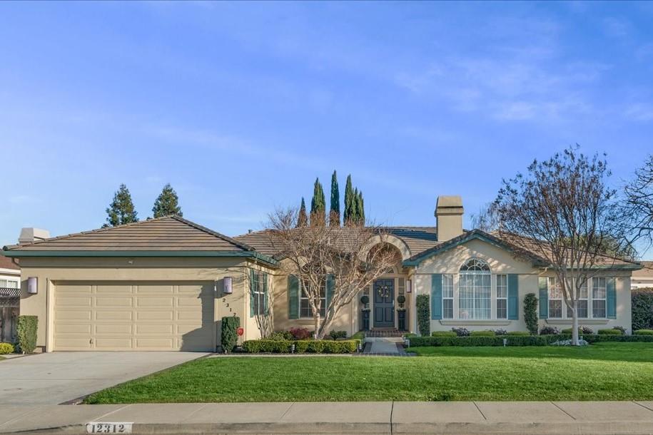 Detail Gallery Image 1 of 1 For 12312 Radoyka Dr, Saratoga,  CA 95070 - 4 Beds | 2/1 Baths