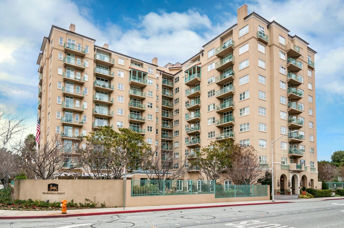 Detail Gallery Image 1 of 1 For 1 Baldwin Ave #320,  San Mateo,  CA 94401 - 2 Beds | 2 Baths