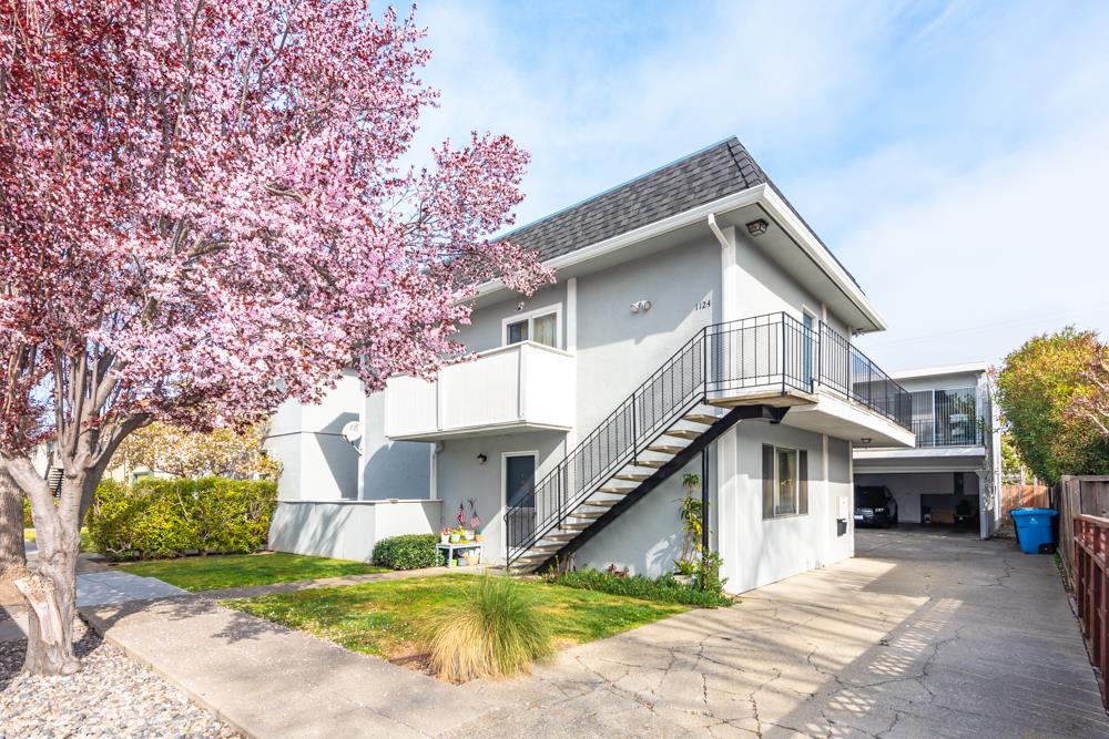 1124 Paloma Avenue, Burlingame, CA 94010