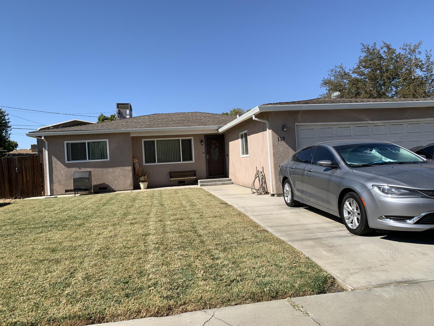 Detail Gallery Image 1 of 1 For 113 N Mercey Springs Rd, Los Banos,  CA 93635 - 3 Beds | 2 Baths