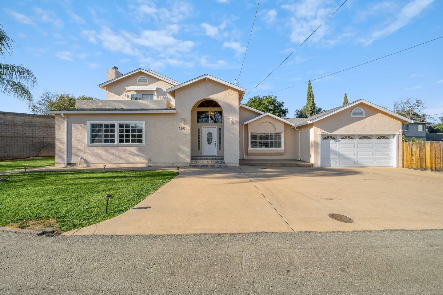 Detail Gallery Image 1 of 1 For 495 Alice Ave, Mountain View,  CA 94041 - 4 Beds | 3 Baths