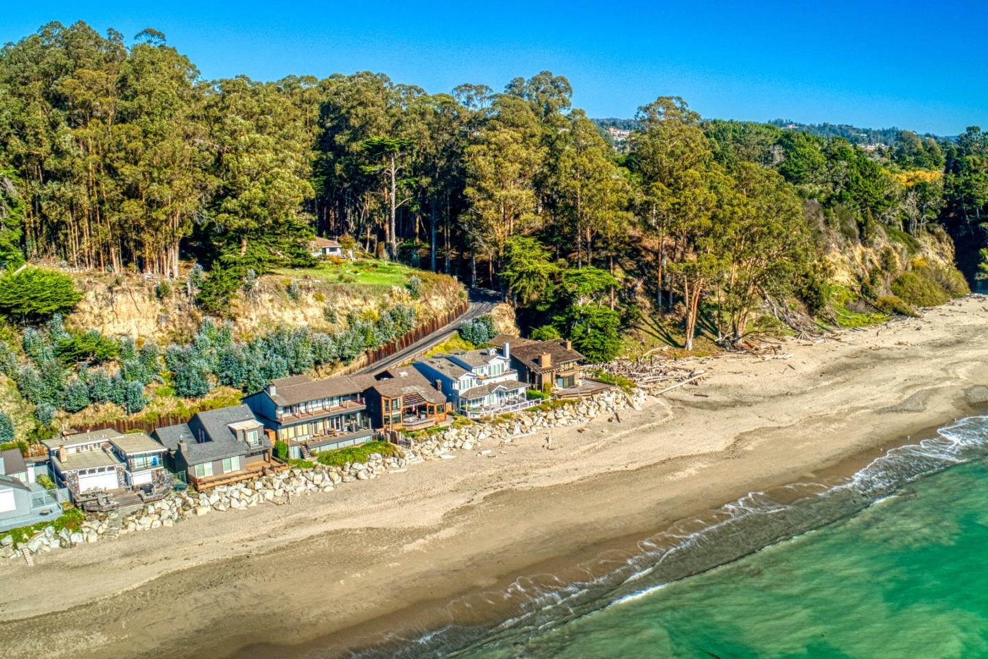 Detail Gallery Image 1 of 1 For 120 New Brighton Rd, Aptos,  CA 95003 - 3 Beds | 2 Baths