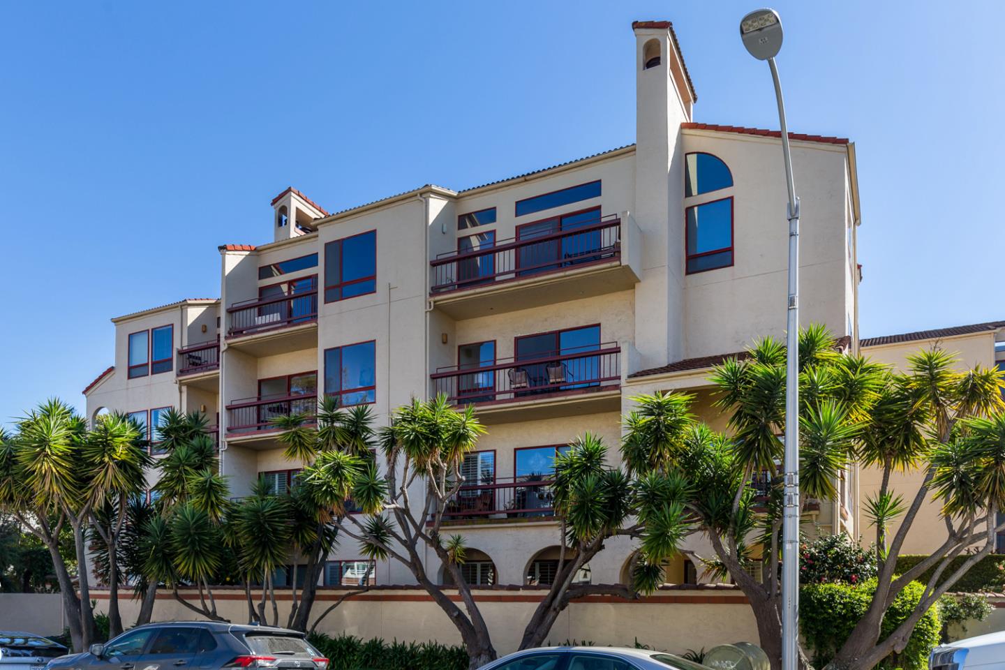 Detail Gallery Image 1 of 1 For 10 9th Ave #301,  San Mateo,  CA 94401 - 2 Beds | 2 Baths