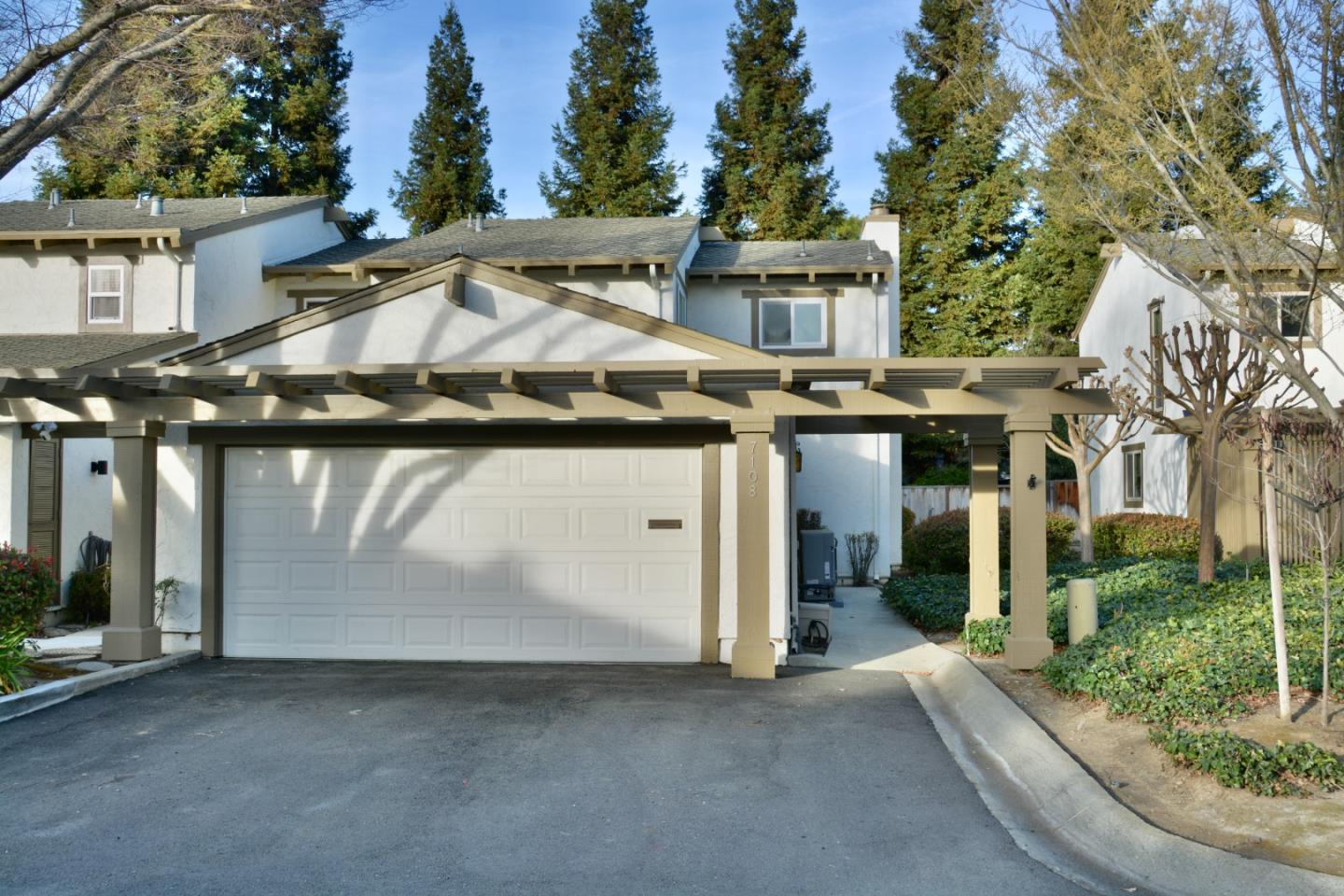 Detail Gallery Image 1 of 1 For 7108 Point Dunes Ct, San Jose,  CA 95139 - 3 Beds | 2/1 Baths