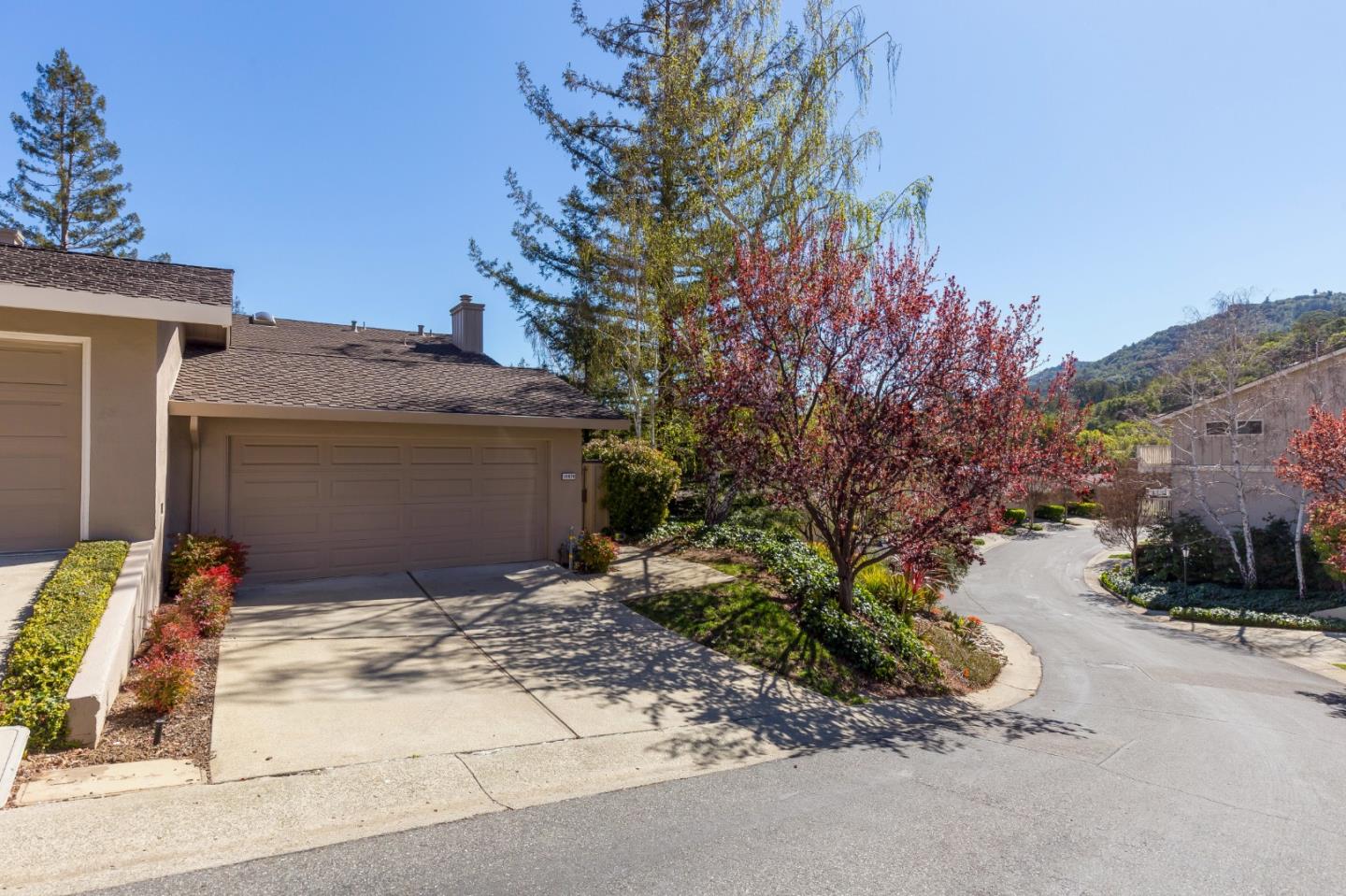 Detail Gallery Image 1 of 1 For 14674 Fieldstone Dr, Saratoga,  CA 95070 - 3 Beds | 2/1 Baths