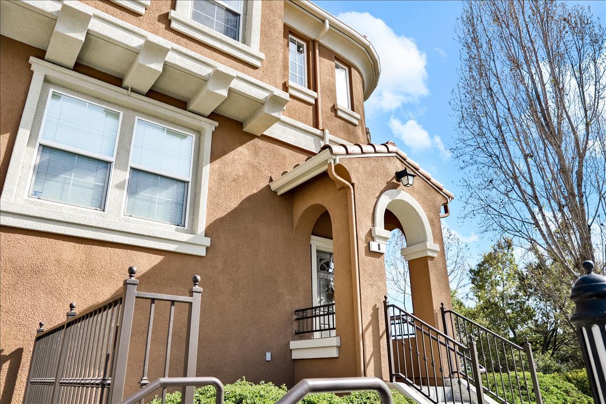 Detail Gallery Image 1 of 1 For 3445 Vittoria Pl #8,  San Jose,  CA 95136 - 2 Beds | 2 Baths
