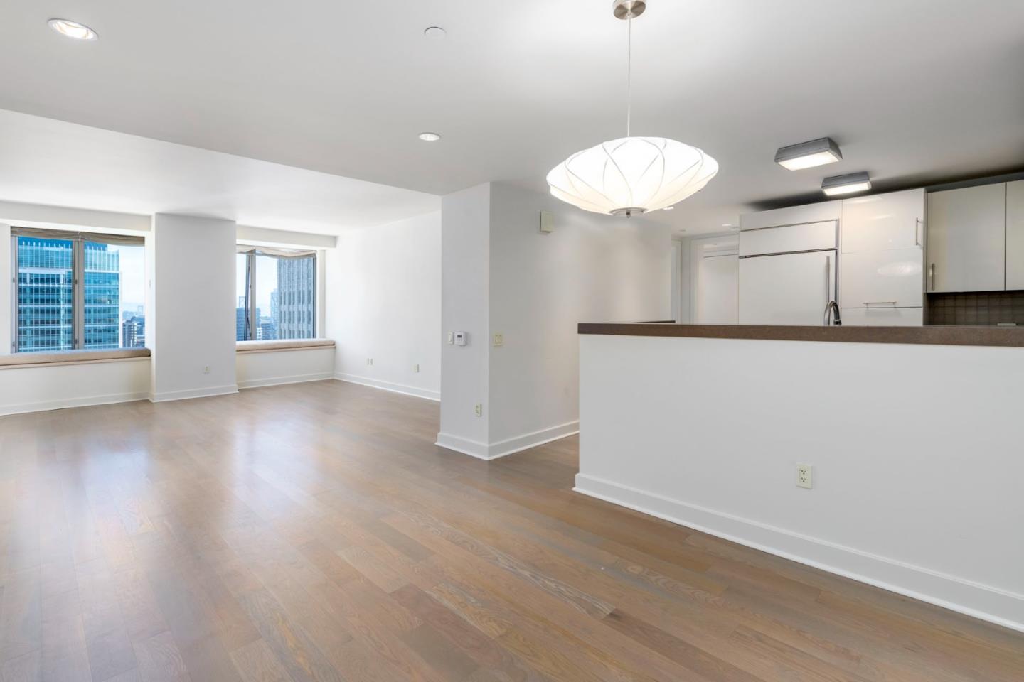 Detail Gallery Image 1 of 1 For 188 Minna St 24f,  San Francisco,  CA 94105 - 2 Beds | 2/1 Baths