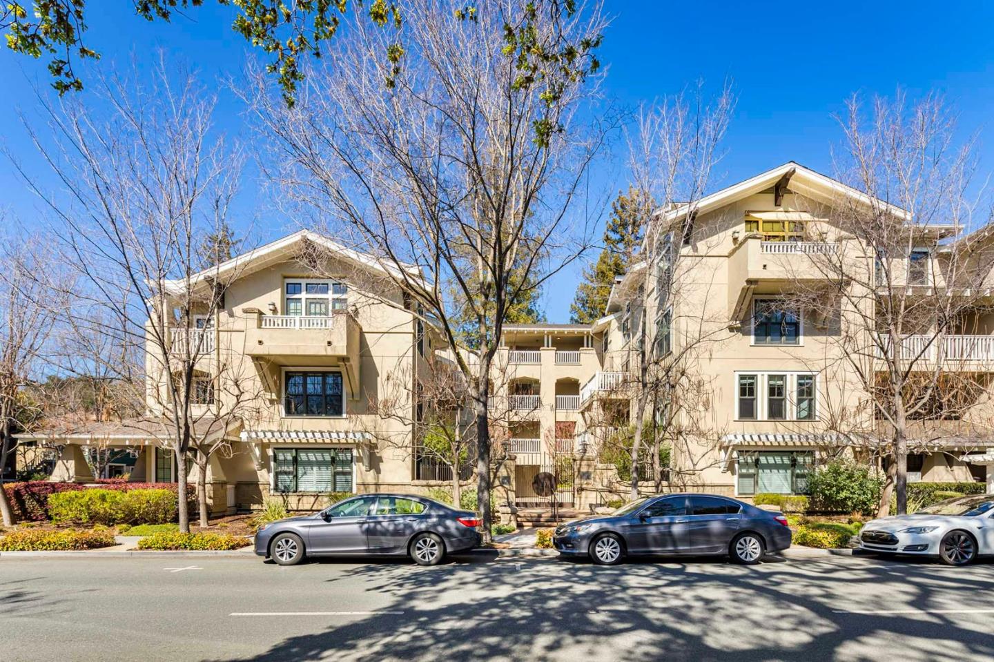 Detail Gallery Image 1 of 1 For 315 Homer Ave #105,  Palo Alto,  CA 94301 - 2 Beds | 2 Baths