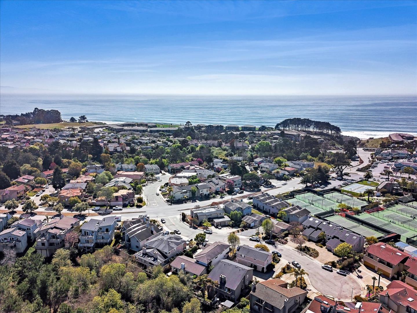 Detail Gallery Image 1 of 1 For 132 Tiburon Ct, Aptos,  CA 95003 - 2 Beds | 1/1 Baths