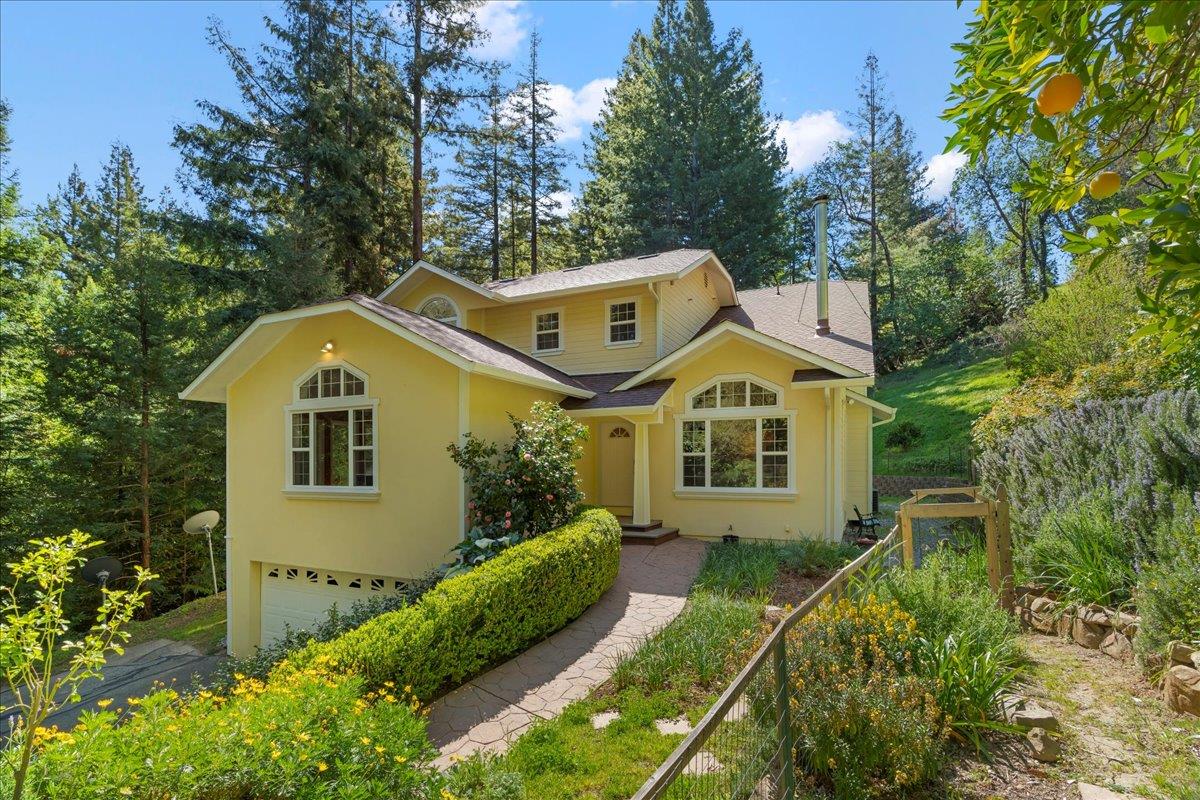 Detail Gallery Image 1 of 1 For 22960 Old Logging Rd, Los Gatos,  CA 95033 - 3 Beds | 2/1 Baths