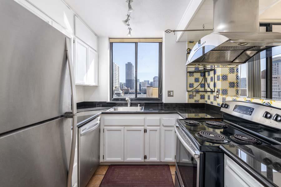 Detail Gallery Image 1 of 1 For 900 Bush St #907,  San Francisco,  CA 94109 - 2 Beds | 2 Baths