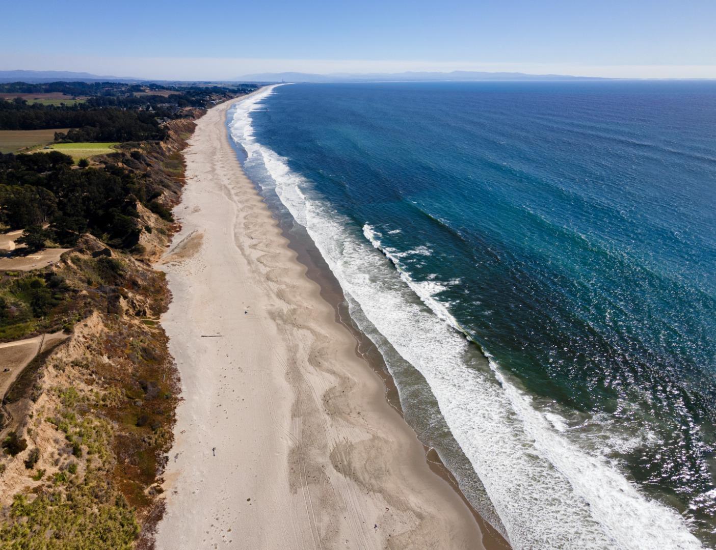 Detail Gallery Image 1 of 1 For 116 Seascape Resort Dr, Aptos,  CA 95003 - 1 Beds | 1 Baths