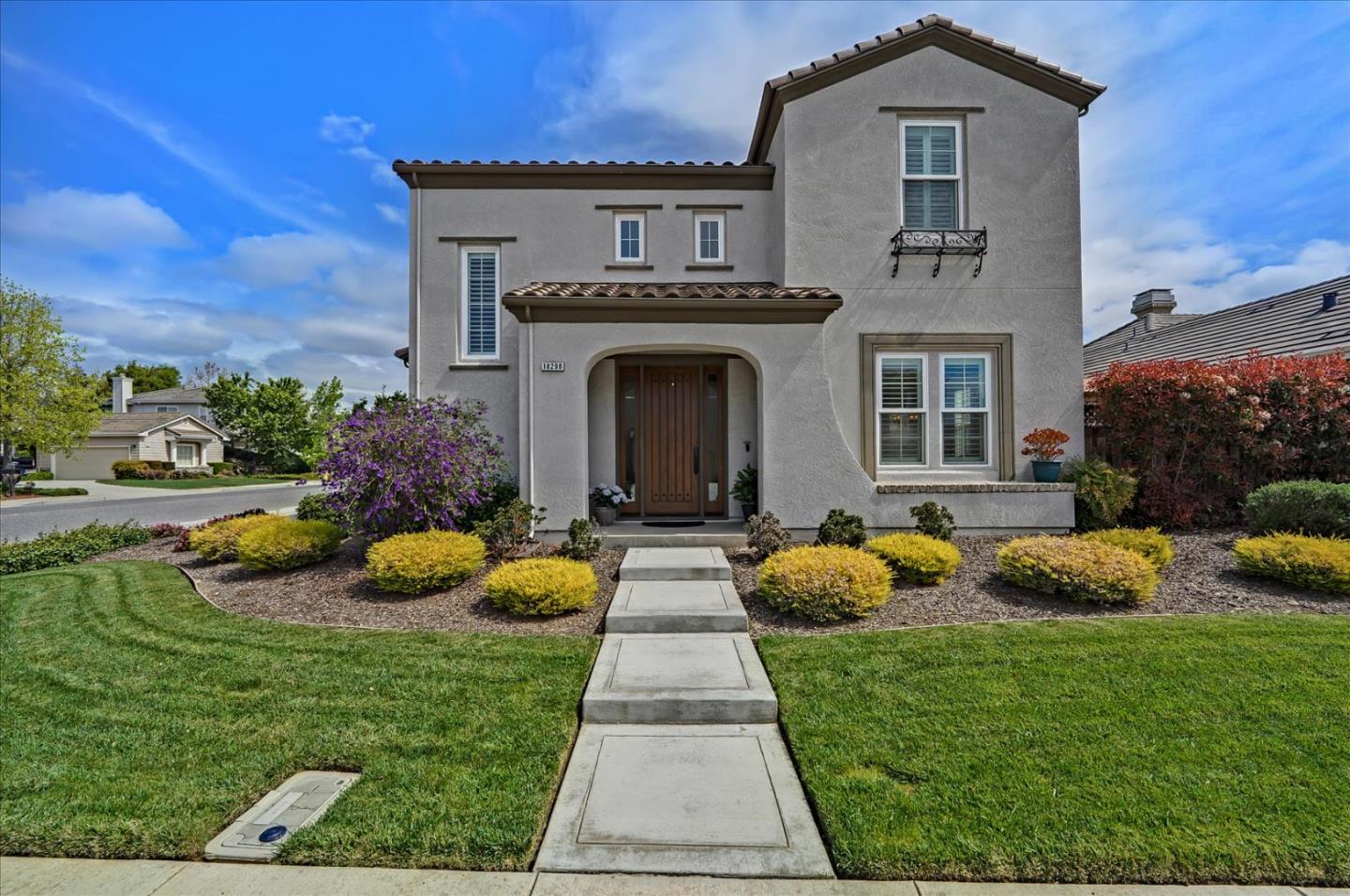 Detail Gallery Image 1 of 1 For 18290 Tolusa Pl, Morgan Hill,  CA 95037 - 4 Beds | 2/1 Baths