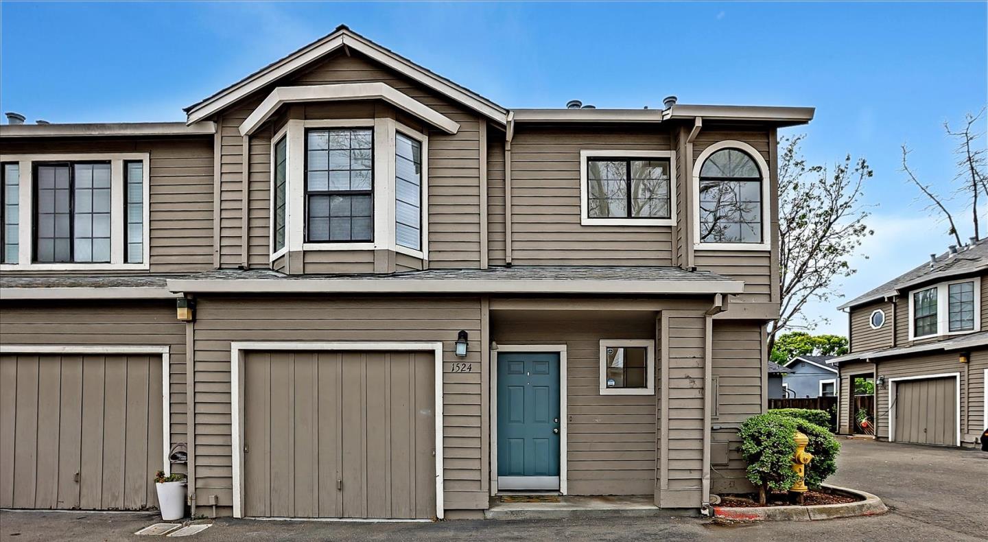 Detail Gallery Image 1 of 1 For 1524 Willard Garden Ct, San Jose,  CA 95126 - 2 Beds | 2/1 Baths