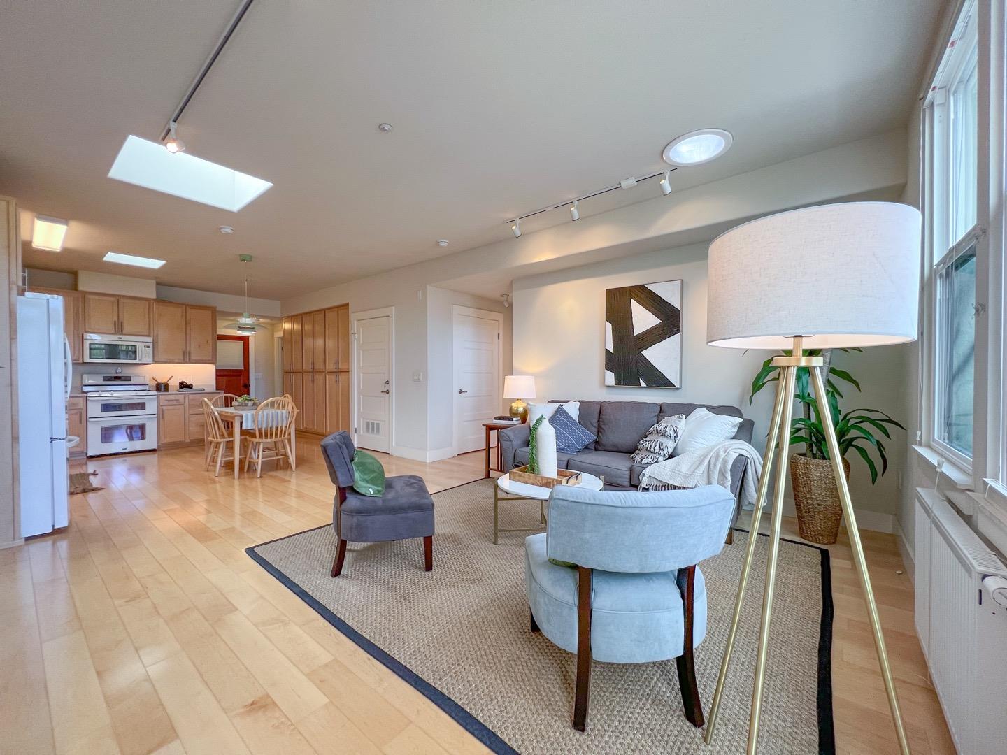 Detail Gallery Image 1 of 1 For 190 Walnut Ave #304,  Santa Cruz,  CA 95060 - 2 Beds | 2 Baths