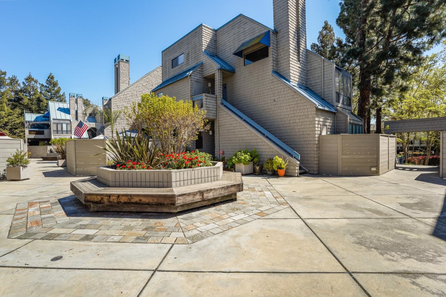 Detail Gallery Image 1 of 1 For 1155 Foxchase Dr, San Jose,  CA 95123 - 1 Beds | 1 Baths