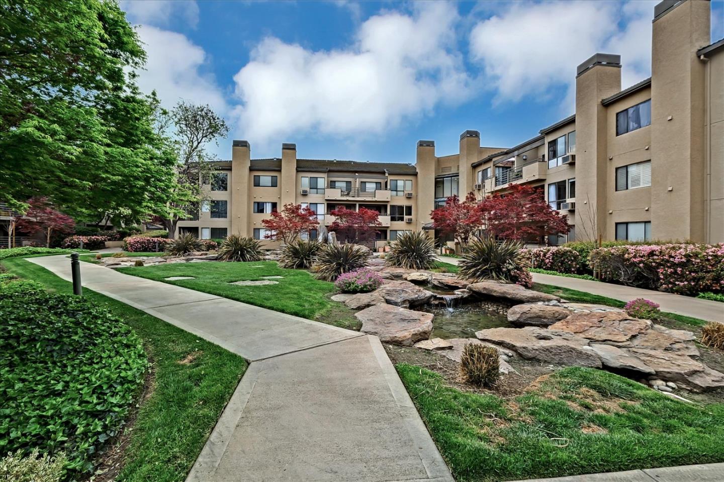 Detail Gallery Image 1 of 1 For 39152 Guardino Dr #208,  Fremont,  CA 94538 - 2 Beds | 1 Baths